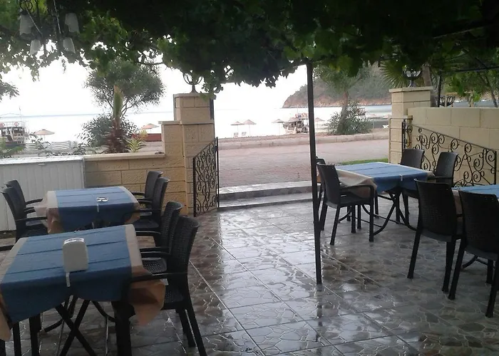 فندق Maviyali أدراسان